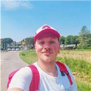 Ripetizioni/insegnante giovane e paziente